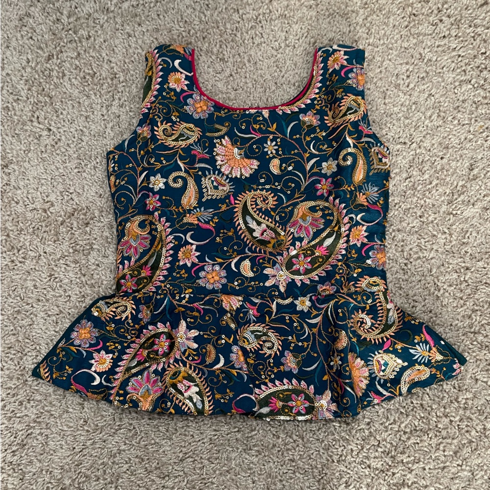 NWOT 3 piece kids lehenga choli in size 24